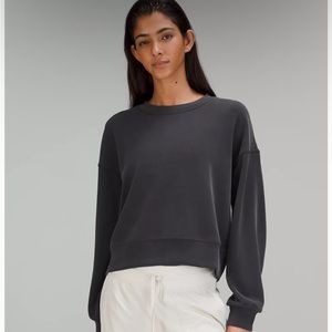 Lululemon Softstreme oversized cropped crew in black size 6
